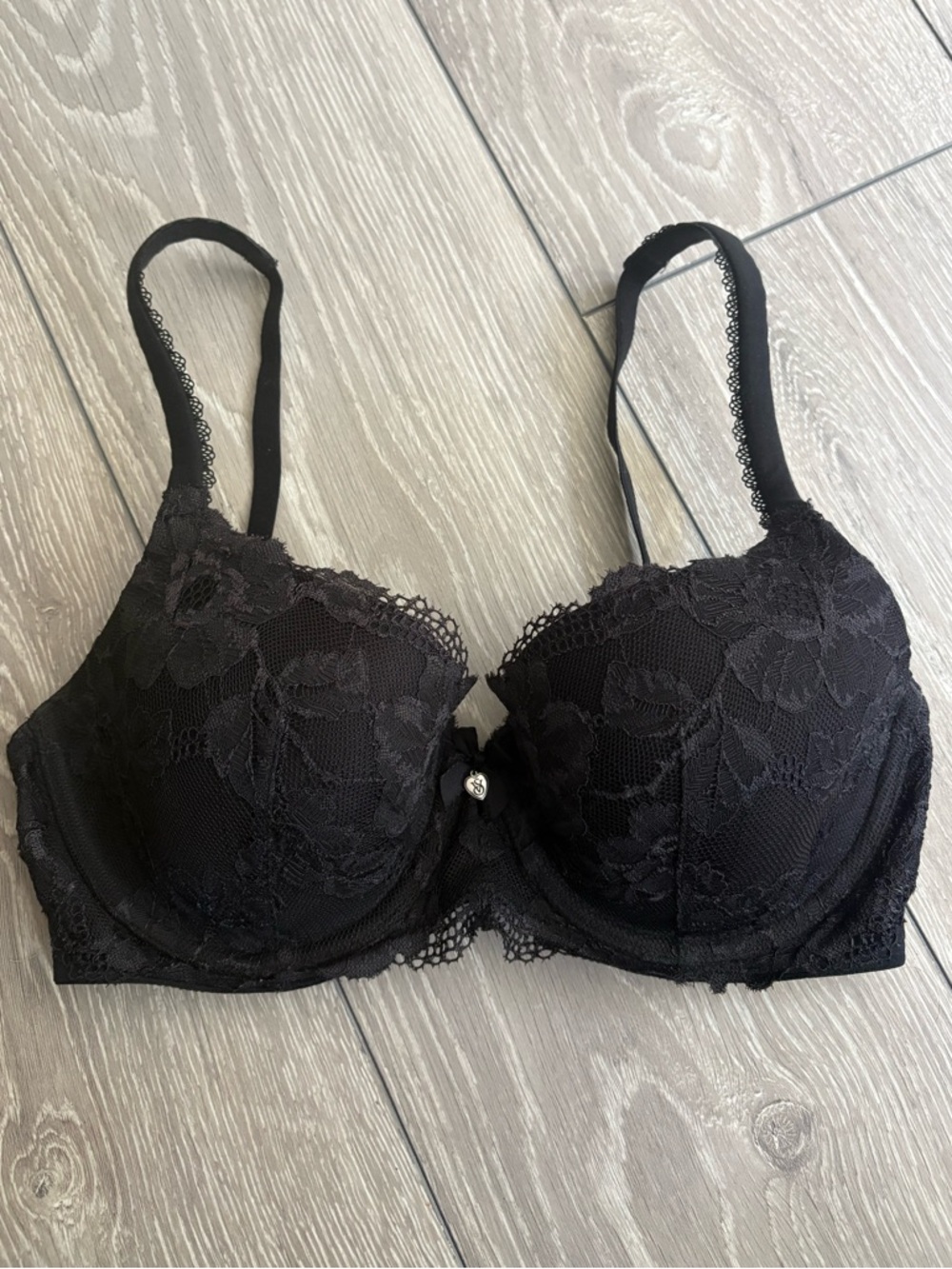 Victoria’s Secret Body by Victoria Lined Demi Bra
